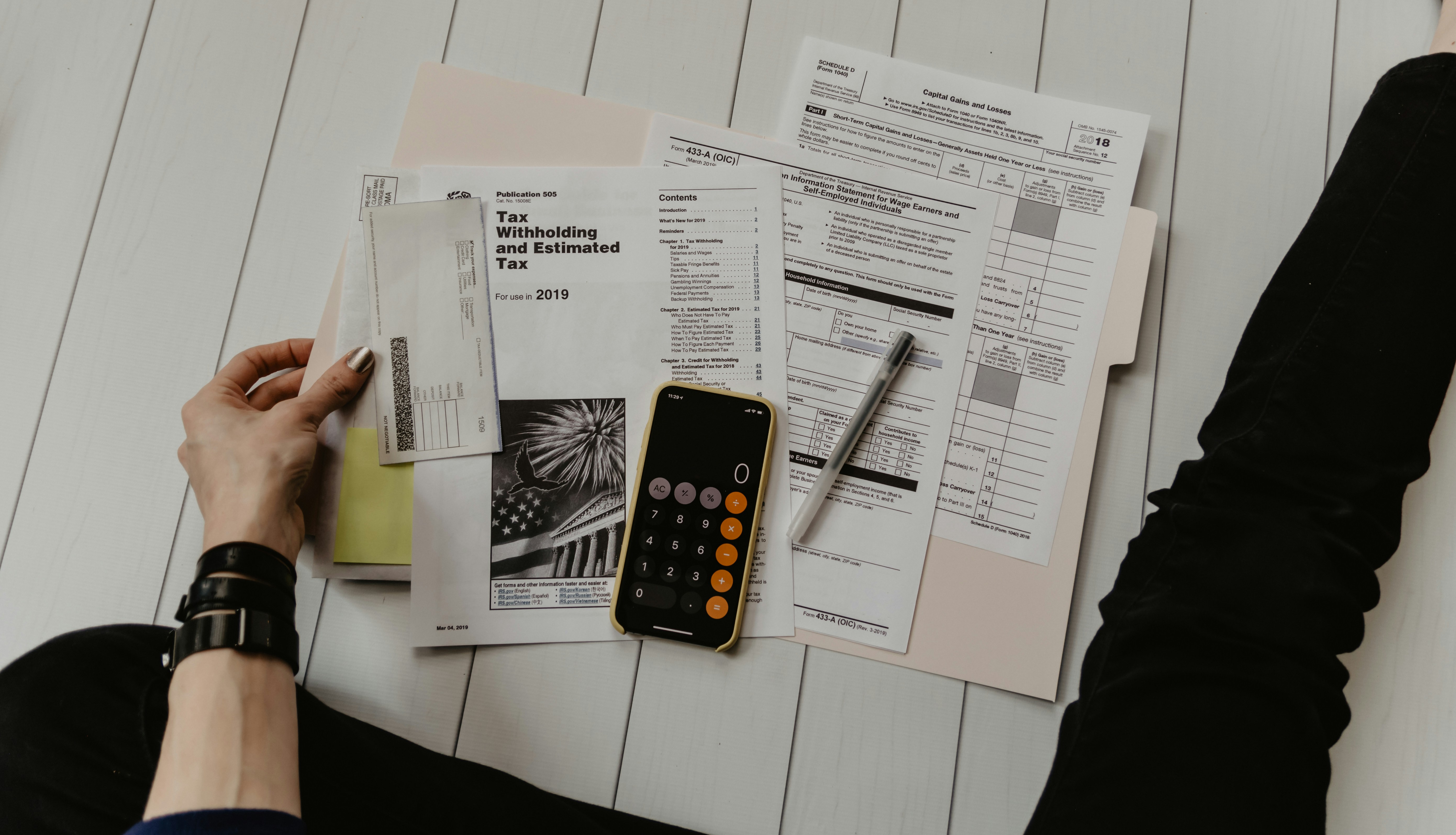 budget on irregular income spreadsheet with calculator for freelancers